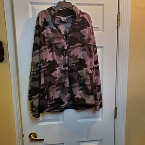 Men's gray camo fleece